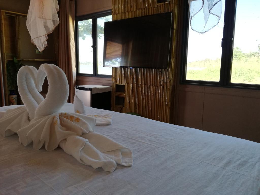 Malibu Bungalows Sihanoukville Exterior photo
