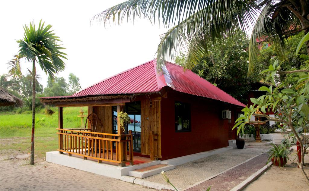 Malibu Bungalows Sihanoukville Exterior photo